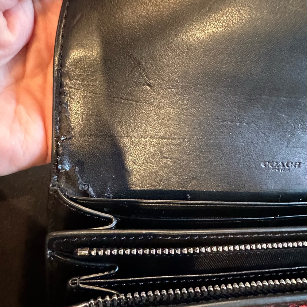 GUC Coach Multicolor Floral Wallet - Picture 4 of 5